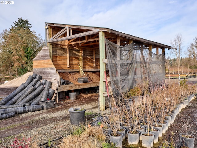 view of outbuilding