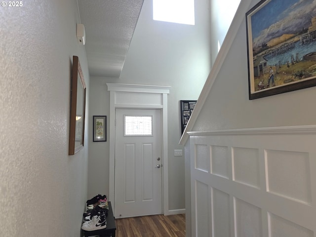755 Nebraska St, Eugene, OR 97402 - entryway featuring dark wood-style flooring and baseboards