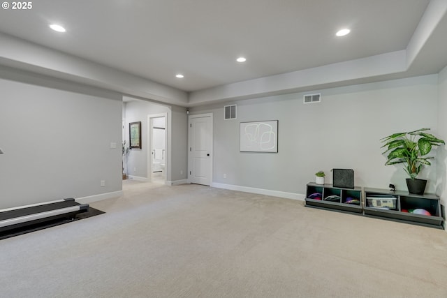 865 SW Trillium Ln, Portland, OR 97219 - exercise area featuring recessed lighting and light colored carpet