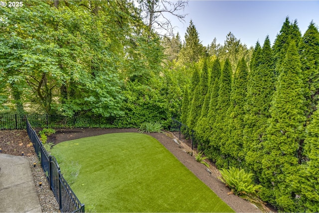 865 SW Trillium Ln, Portland, OR 97219 - view of yard