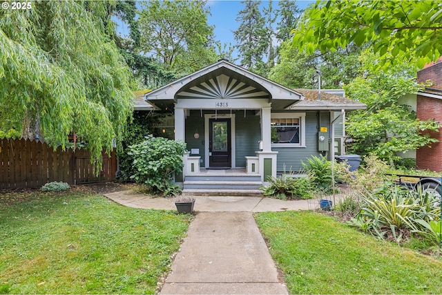 4315 NE 90th Ave, Portland, OR 97220 - bungalow-style house with covered porch