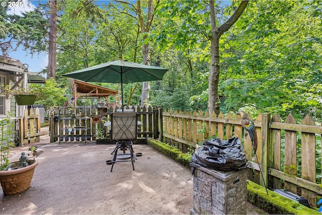 4315 NE 90th Ave, Portland, OR 97220 - view of patio / terrace