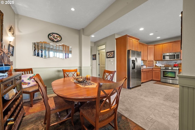 12 NW 17th Pl, Warrenton, OR 97146 - dining area featuring recessed lighting and wainscoting