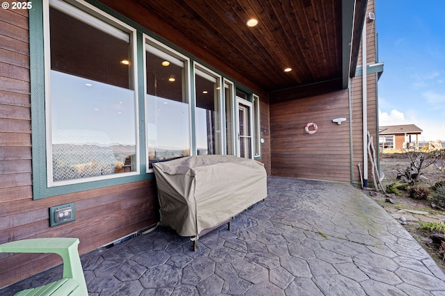 12 NW 17th Pl, Warrenton, OR 97146 - view of patio