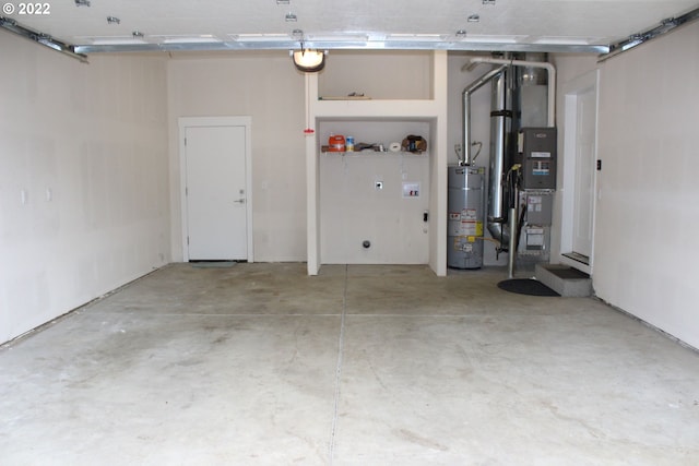 2917 SW 198th Ave, Beaverton, OR 97003 - garage with gas water heater and heating unit