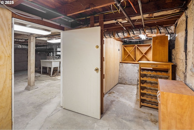 2112 Agate St, Eugene, OR 97403 - unfinished below grade area featuring a sink