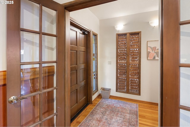 2112 Agate St, Eugene, OR 97403 - foyer featuring light wood-style flooring