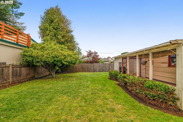 6356 N Omaha Ave, Portland, OR 97217 - view of yard