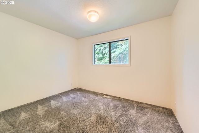12140 SE Henderson Dr, Portland, OR 97266 - unfurnished room with carpet flooring