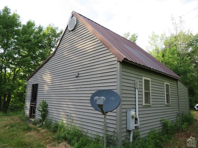 view of side of home