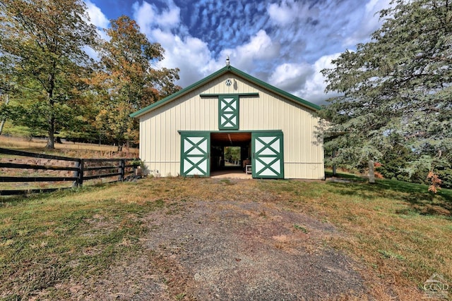 view of outbuilding