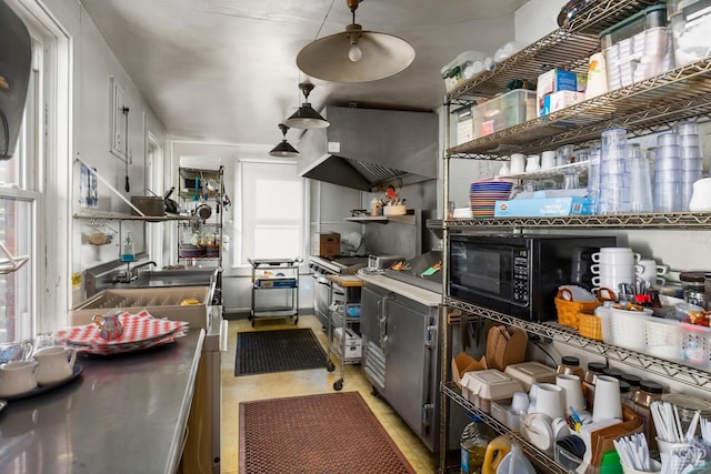 interior space featuring range hood