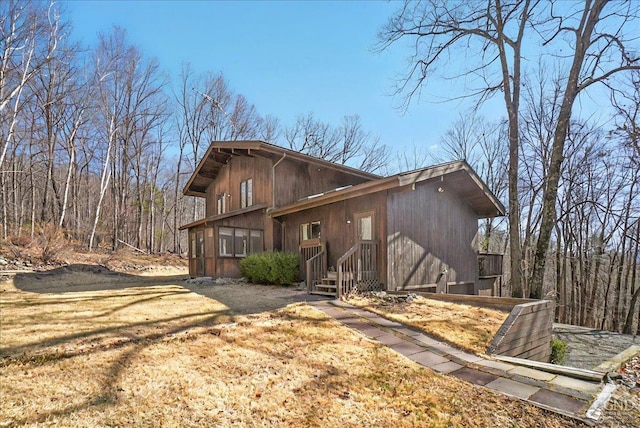 view of side of home
