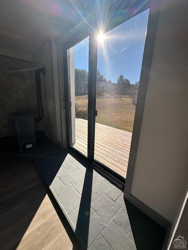 entryway featuring wood finished floors