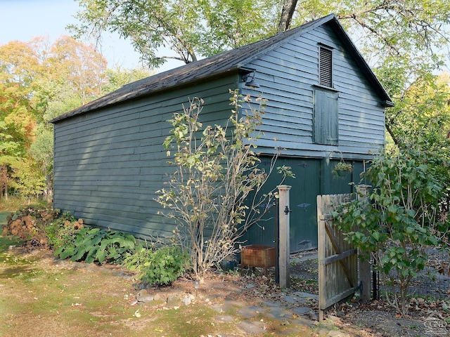 view of side of home