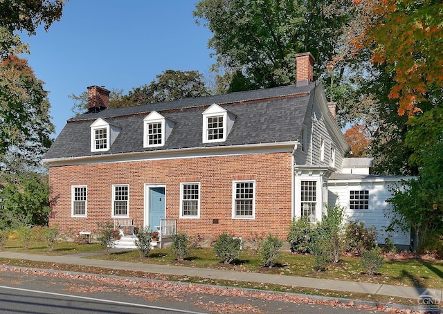 view of front facade