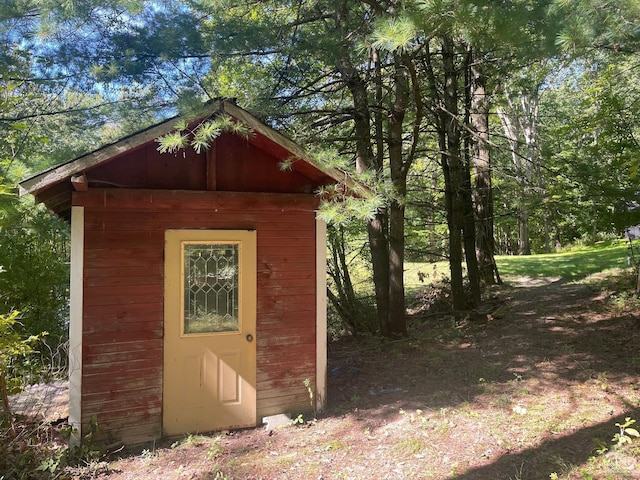 view of outdoor structure