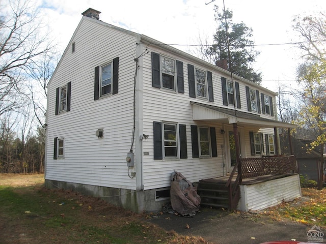 view of front of house with a porch