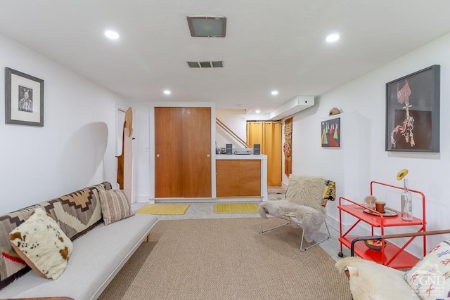 sitting room featuring recessed lighting and visible vents