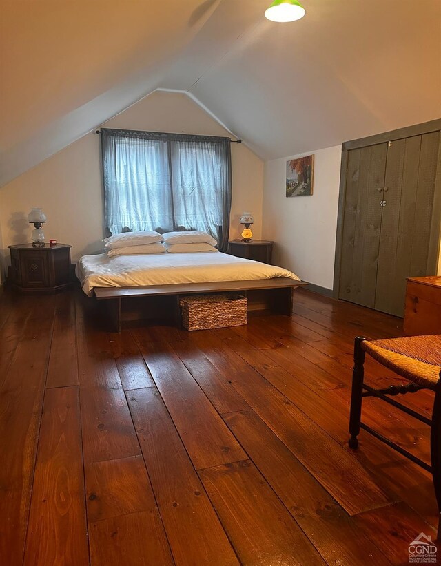 living area featuring hardwood / wood-style floors