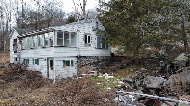 view of home's exterior