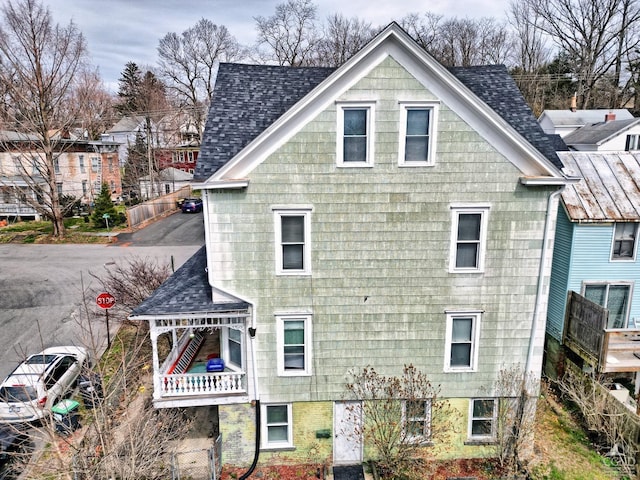 view of home's exterior