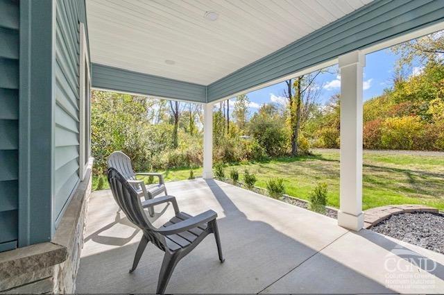 view of patio / terrace with a porch