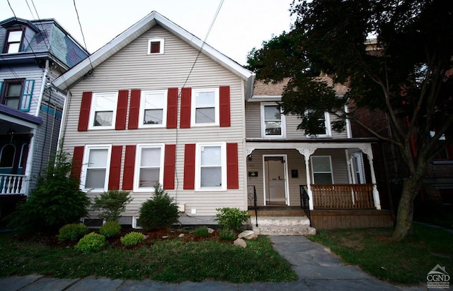 view of front facade featuring covered porch