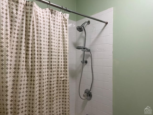 bathroom with walk in shower