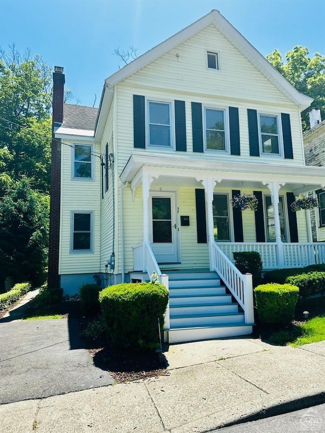 view of front of home featuring a porch