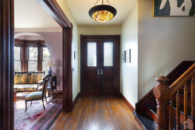 interior details with ceiling fan