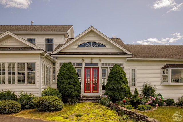 view of front of property