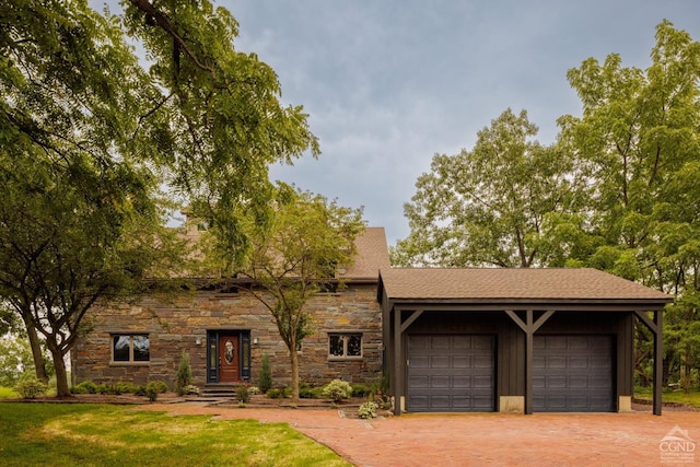 view of front of home featuring a garage