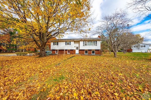 view of split foyer home