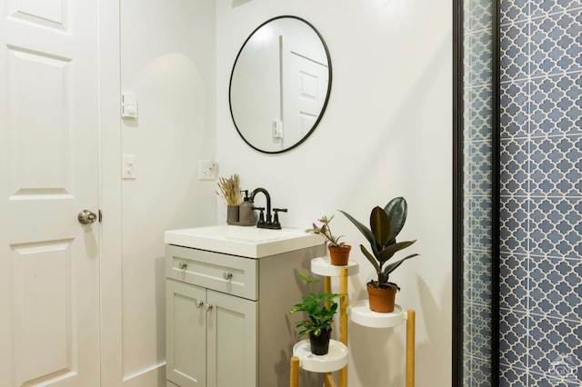 bathroom with vanity and a shower with curtain