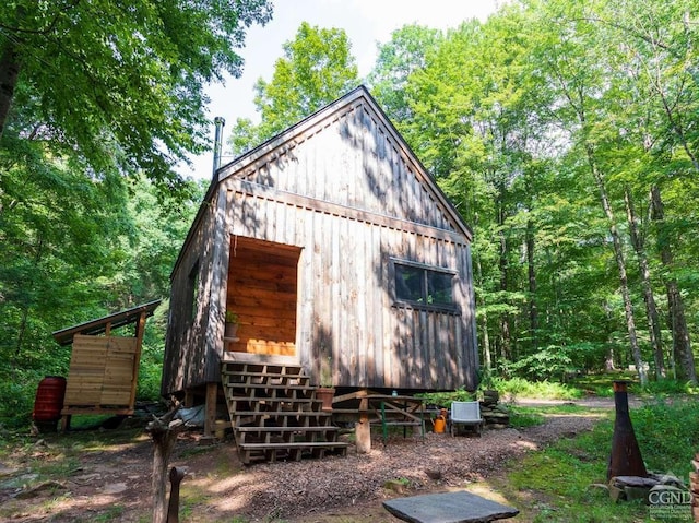 view of outbuilding