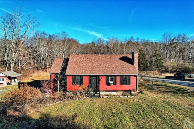 view of front of house with a front yard