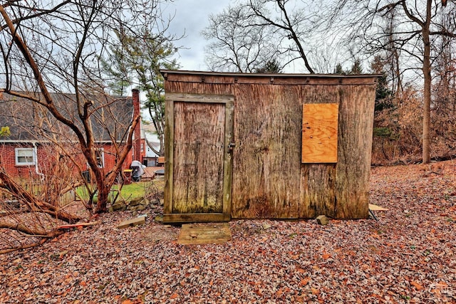 view of outdoor structure