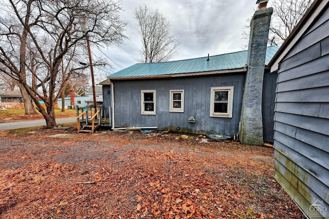 view of property exterior