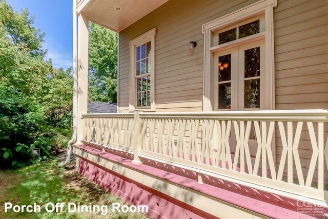 exterior space with a porch