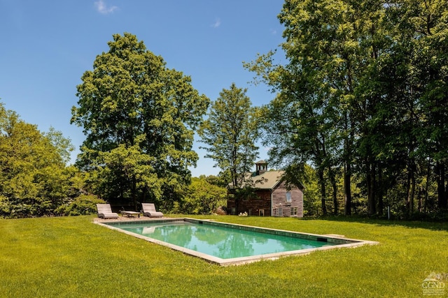 pool featuring a yard