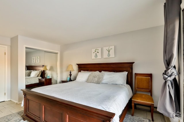 bedroom featuring a closet