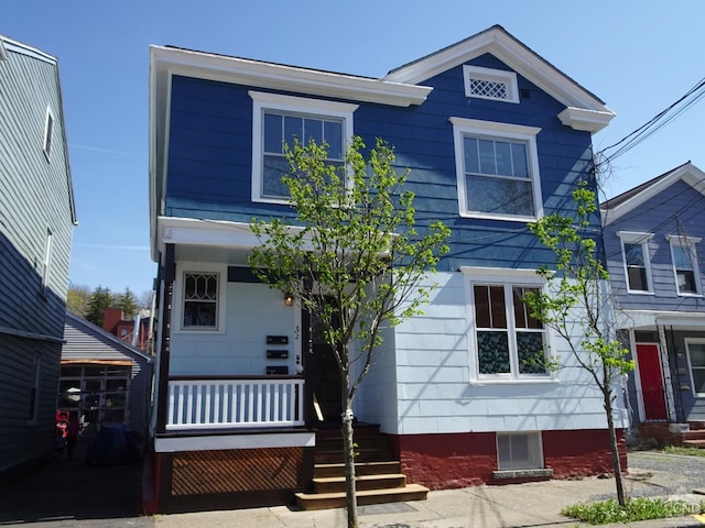 view of front of home with covered porch