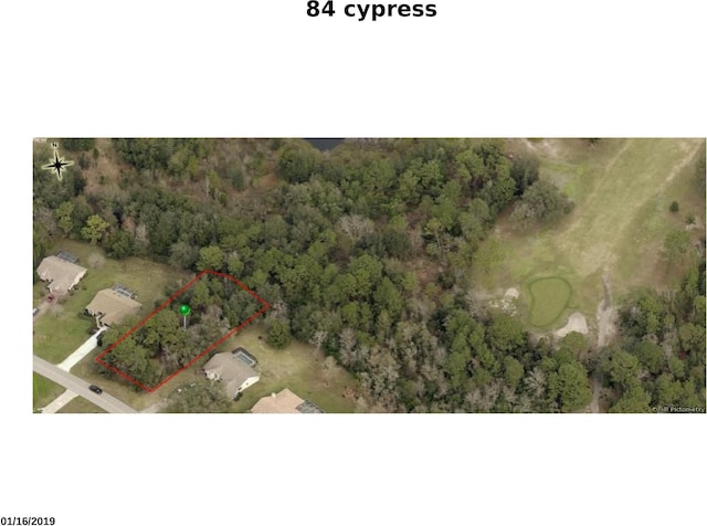 Listing photo 3 for 84 Cypress Blvd W, Homosassa FL 34446