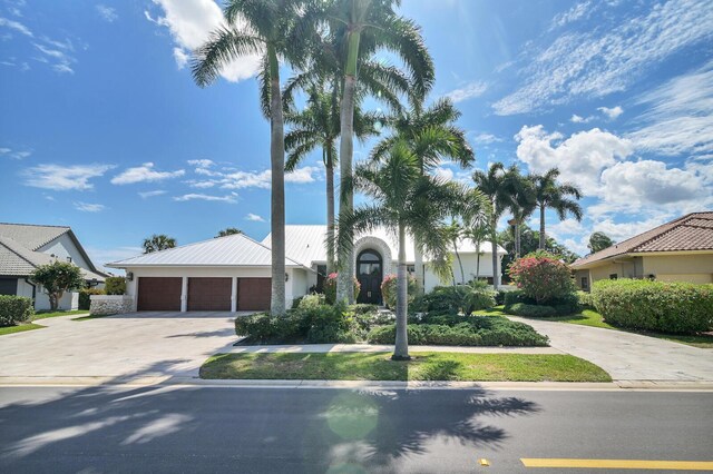 Listing photo 2 for 4476 Bocaire Blvd, Boca Raton FL 33487