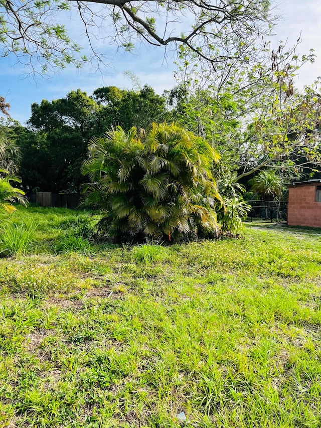 1212 Dayman Ave, Fort Pierce FL, 34950 land for sale