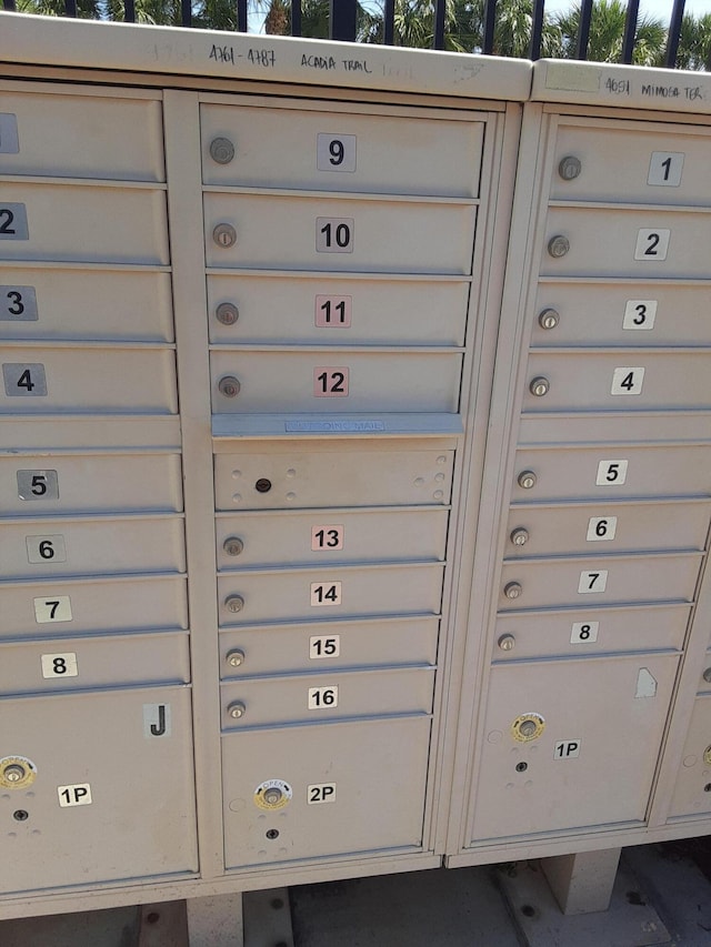 view of nearby features with mail boxes