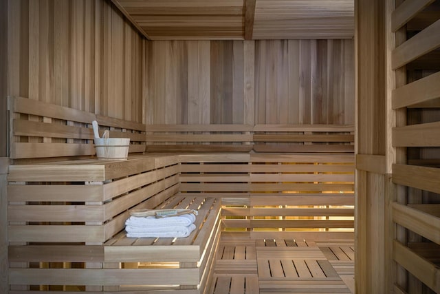 view of sauna / steam room