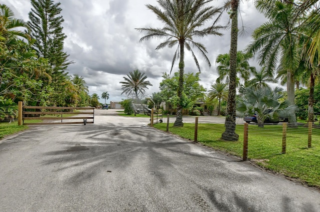 Listing photo 3 for 9717 Happy Hollow Rd, Delray Beach FL 33446