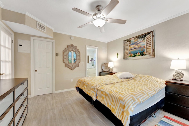 bedroom featuring crown molding, ensuite bathroom, ceiling fan, and light hardwood / wood-style flooring